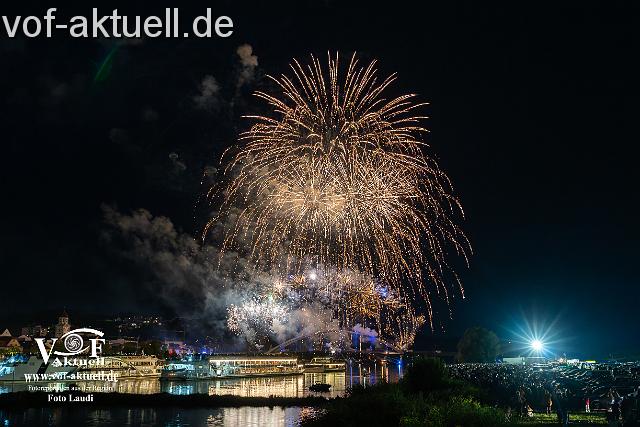 B-SA-Donau in Flammen Foto Laudi -100772.jpg